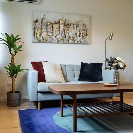 Sunny Modern - Cismigiu Park & Old Town Apartment Bucharest