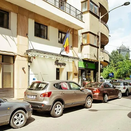 Sunny Modern - Cismigiu Park & Old Town Bucharest