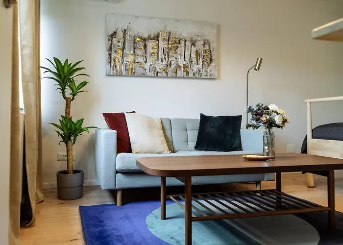 Sunny Modern - Cismigiu Park & Old Town Apartament Bucureşti