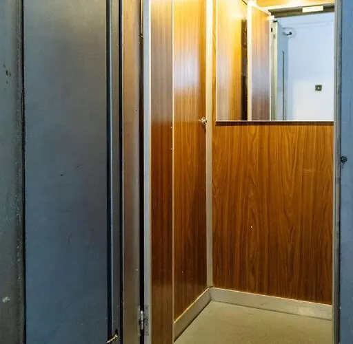 Sunny Modern - Cismigiu Park & Old Town Apartament Bucureşti