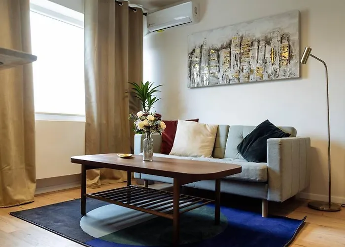 Sunny Modern - Cismigiu Park & Old Town Apartament Bucureşti