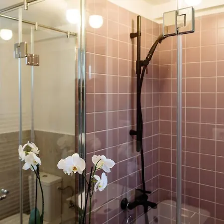 Sunny Modern - Cismigiu Park & Old Town Bucareste