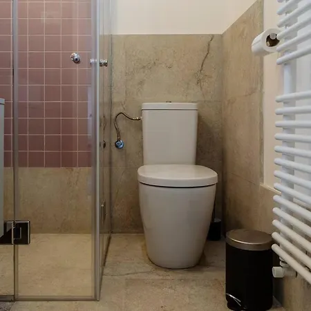 Apartamento Sunny Modern - Cismigiu Park & Old Town Bucareste